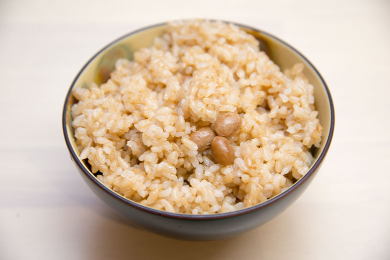 大豆酵素玄米を作る
